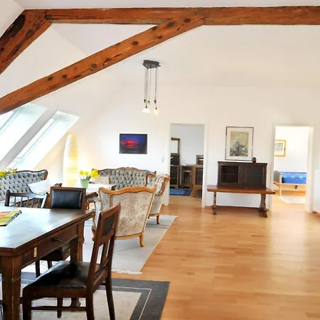 Schuh Apartmán *